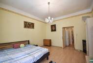 1-Zimmer-Altbau mit Entwicklungspotenzial