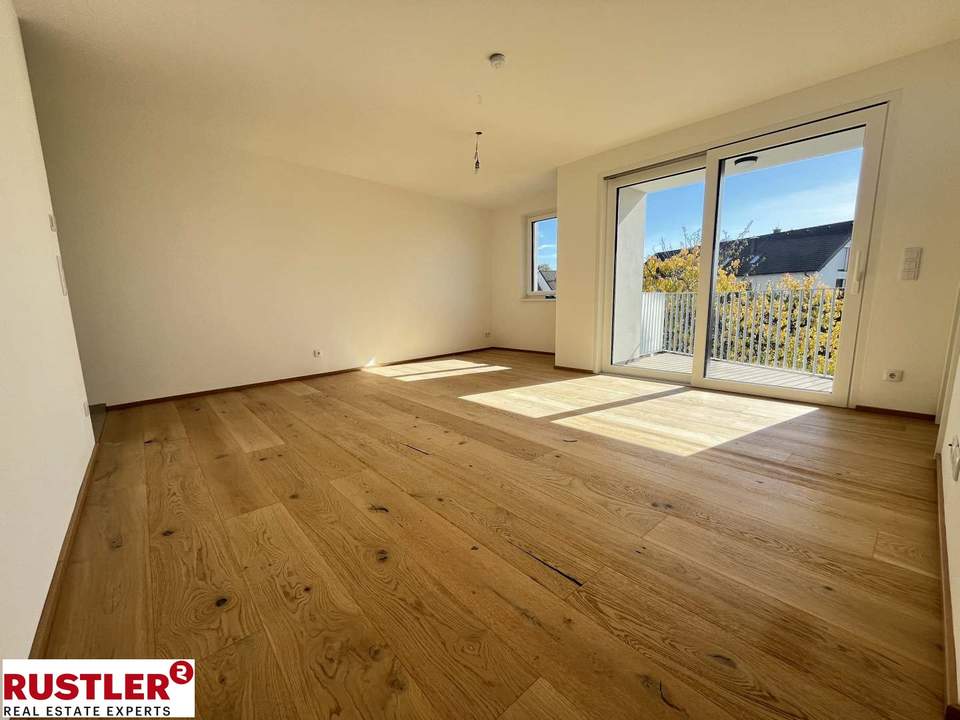 ERSTBEZUG | südseitige Neubauwohnung mit Balkon | Hofruhelage