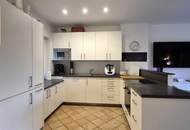 NEUJAHRSHIT! SCHÖNES FAMILIENHAUS IN SONNIGER LAGE MIT POOL UND GARAGE