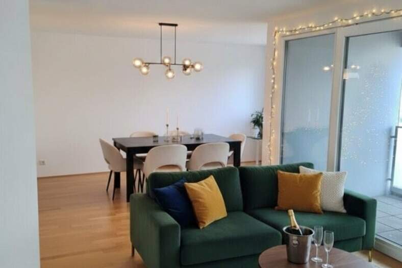 AB 2026! Traumhafte 4-Zimmer-Wohnung mit Loggia in 5. Etage in Salzburg!, Wohnung-miete, 2.497,96,€, 5020 Salzburg(Stadt)