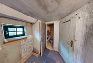 Sanierungsbedürftiger Vierkanthof in ruhiger Ortsrandlage! 6.100 m² Grundstück mit 4.100 m² Bauland & Platz für Tierhaltung
