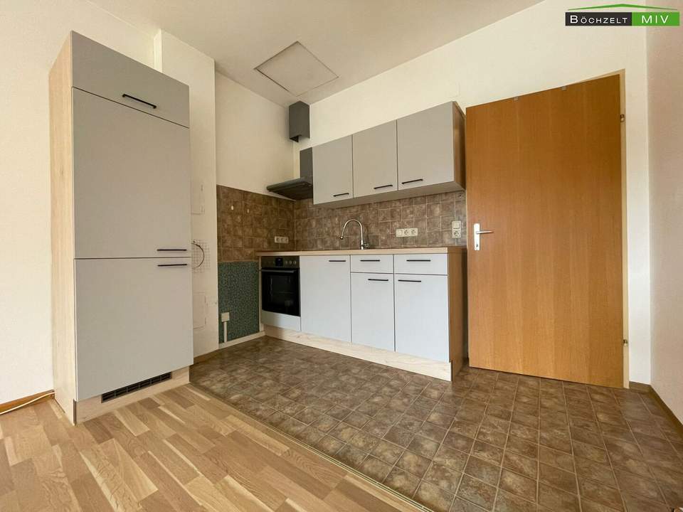 PROVISIONSFREI: 1 Zimmerwohnung direkt am Hauptplatz ++ Knittelfeld ++