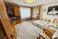 Geräumiges Einfamilienhaus mit Villencharakter in schöner Grünruhelage