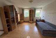 Großfamilien aufgepasst! Mehrfamilienhaus mit großzügigem Grundstück in Wels/Pernau!