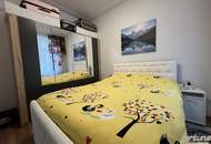 Viel Platz, viele Möglichkeiten - 3-Zimmer Altbauwohnung mit 2 Bädern und flexibler Raumaufteilung