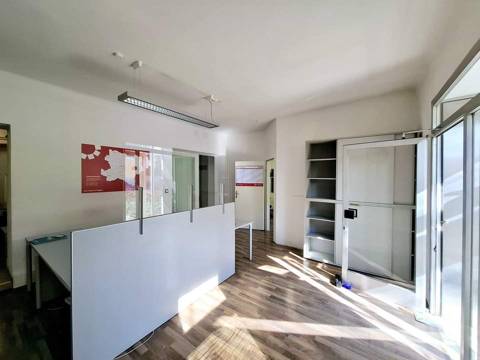 Attraktives Büro/Praxis/Geschäftslokal in Mödling
