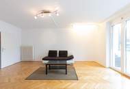 Lichtdurchflutete 2-Zimmer-Wohnung mit Balkon und eigenem Abstellplatz