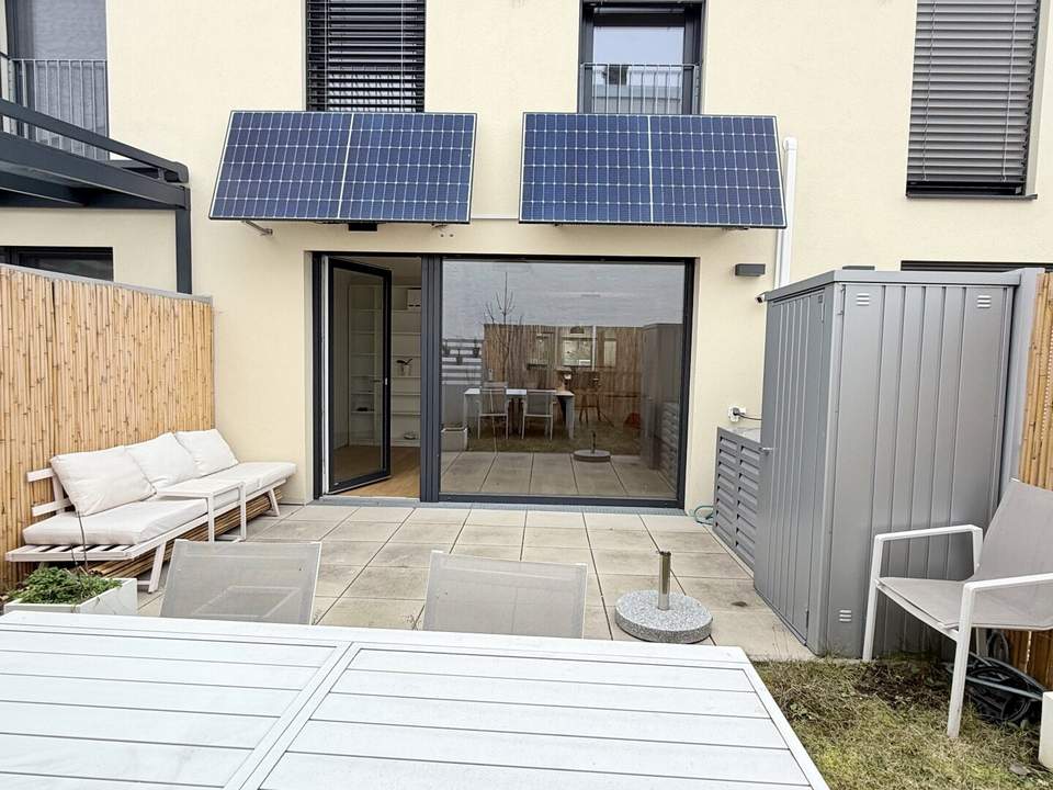 Luxuriöses Reihenhaus mit Garten und Tiefgaragenstellplatz