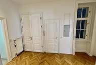 1090! Stilvolle Altbauwohnung in Ruhelage!