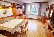 TOPGELEGENHEIT! EIGENHEIM MIT POTENTIAL, 113 m2 Neubau mit Loggia, 4 Zimmer, Küche, 2 Bäder, teilmöbliert, 3. Liftstock, Enkplatz