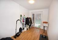 Top vermietete Anlegerwohnung mit Balkon und Tiefgarage - Neuwertig!