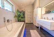 Luxuriöse Familienvilla mit Weinkeller, Fitness & Atrium in ruhiger Toplage