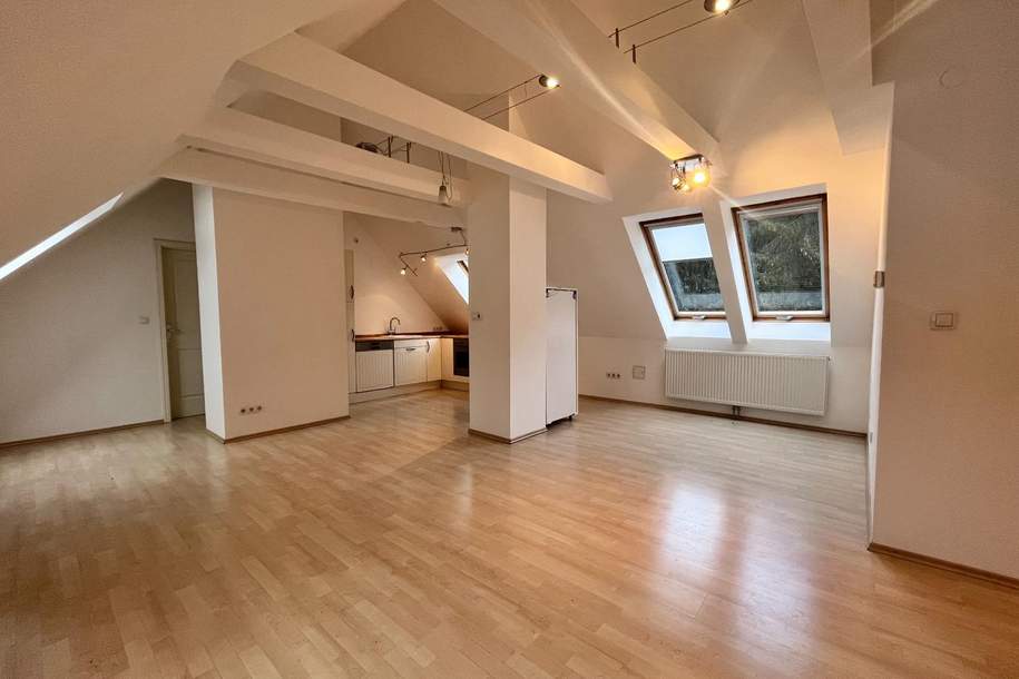 " Dachgeschoßwohnung in historischer Villa in Pressbaum ", Wohnung-kauf, 199.000,€, 3021 Sankt Pölten(Land)