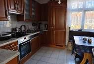 DB IMMOBILIEN | Großzügiges Wohnhaus mit zwei Wohneinheiten, einem Café und zusätzlichem Bauland in Ternitz