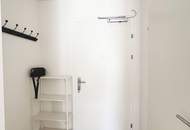 Moderne, klimatisierte 2-Zimmer-Dachgeschosswohnung mit Terrasse - in der Koloniestraße