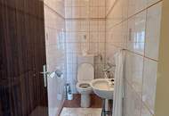 Viel Platz für Familie, Hobby &amp; Fahrzeuge - Wohnhaus mit 2.161 m² Baugrund