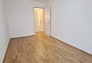 EIGENGARTEN, LORYSTRASSE, 75 m2 Neubau mit 23 m2 Garten, 2 Zimmer, Wohnküche, Wannenbad, Parketten, 1. Liftstock