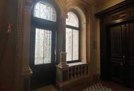 UNBEFRISTET - <> Repräsentatives 7-Zimmer Altbau-Büro mit Blick auf das Rathaus – ca. 300 m² in bester Innenstadtlage
