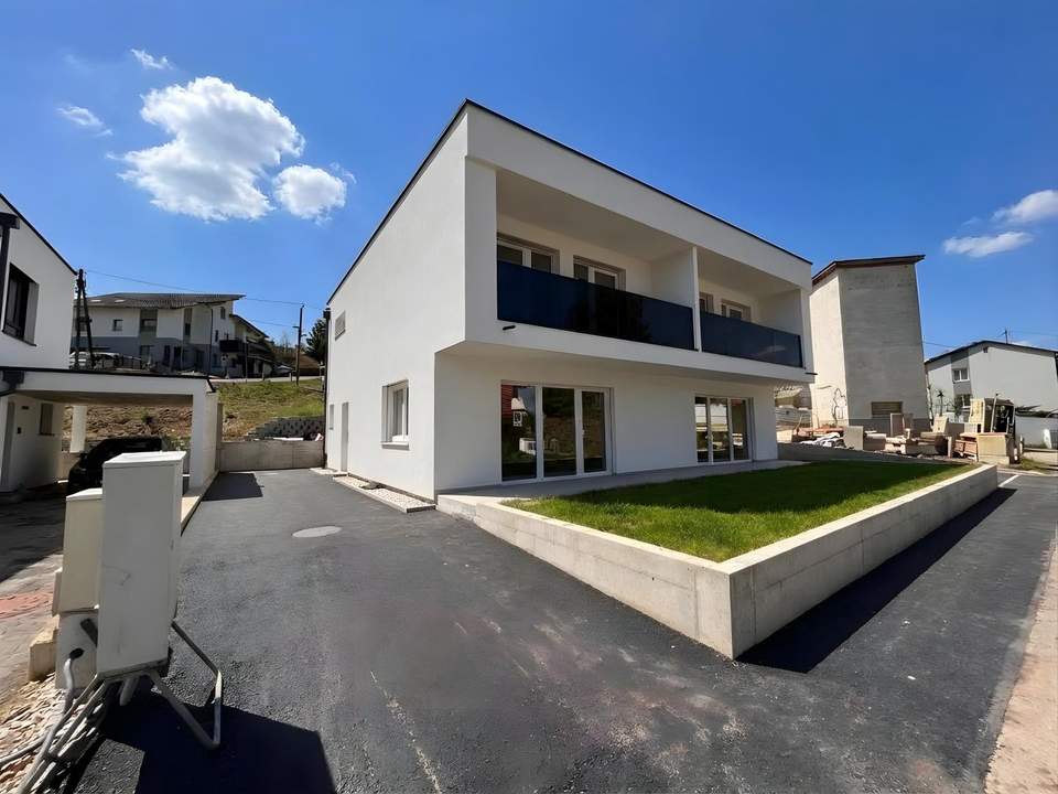 Doppelhaus in Straßham