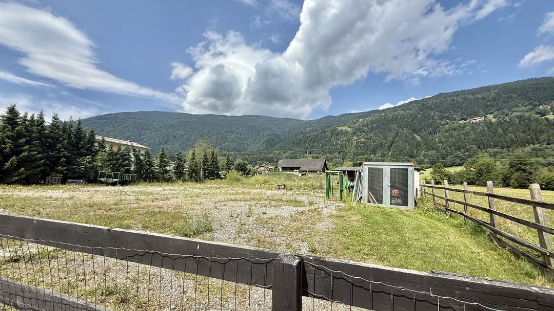 Bodensdorf am Ossiacher See: großzügiger Baugrund (Dorfgebiet) mit Potential