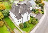 Haus mit Blick auf Schloss Ebelsberg – Potenzial für Individualisten