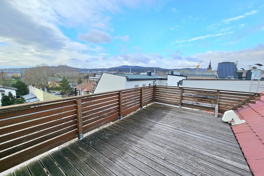Familienjuwel mit XXL Terrasse in saniertem Stilhaus - für Verwöhnte und alle, die Besonderes lieben..., Wohnung-miete, 3.398,59,€, 2340 Mödling