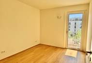 Hirschfeld: Provisionsfrei und Erstbezug - Sensationell günstige 3 Zimmer Wohnung