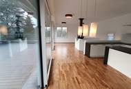 Designer-Doppelhaushälfte mit Dachterrasse & Garten in Mödling