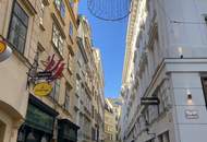 Grabennähe! Dachmaisonette mit bezaubernden Dachgarten in denkmalgeschütztem Barockhaus!