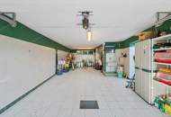 Elegante Einfamilienvilla mit Wellnessbereich & Pool in bester Lage von Mauer