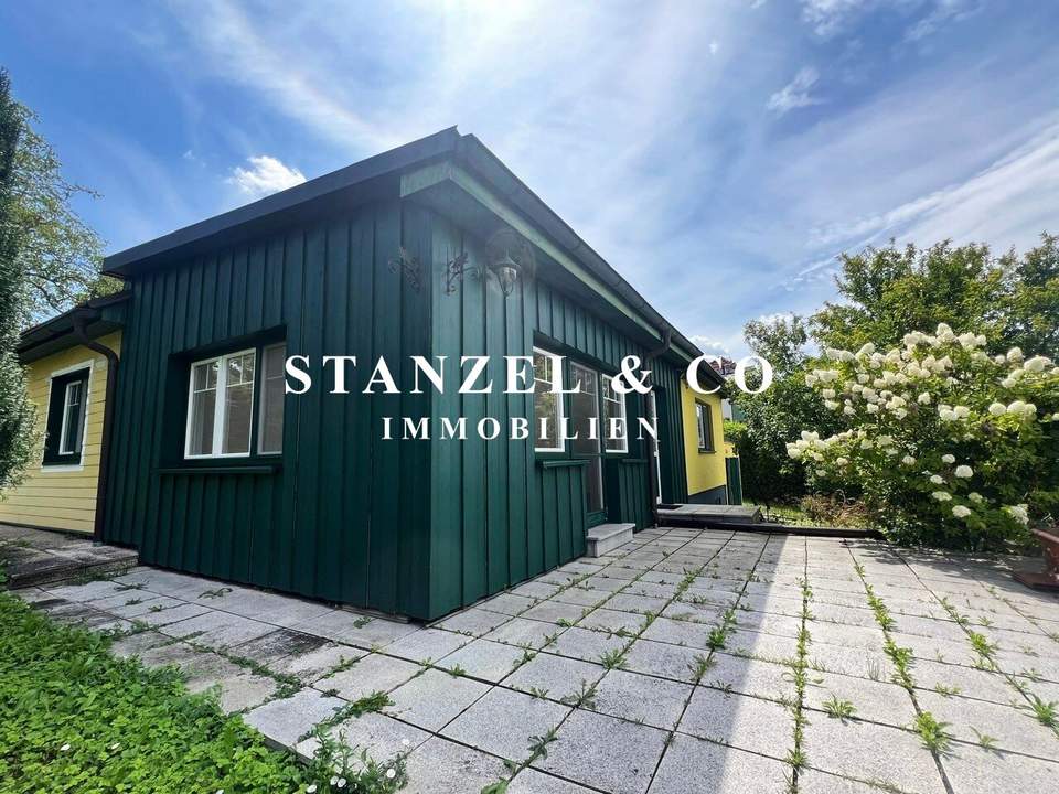 SONNIGER BUNGALOW IN GRÜN - BESTLAGE