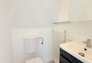 1180! Loftiges, wunderbar sonniges 2-Zimmer DG mit Terrasse Nähe Kutschkermarkt!