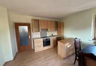 Geräumiges Einfamilienhaus mit zwei Wohneinheiten-Optionen in ruhiger Lage