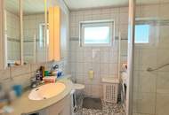 ANLEGEROBJEKT - Zweifamilienhaus mit Swimmingpool - Nähe Fürstenfeld