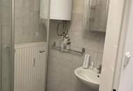 ZENTRAL, RUHIGE INNENHOF LAGE MIT SEHR GROßEM BALKON