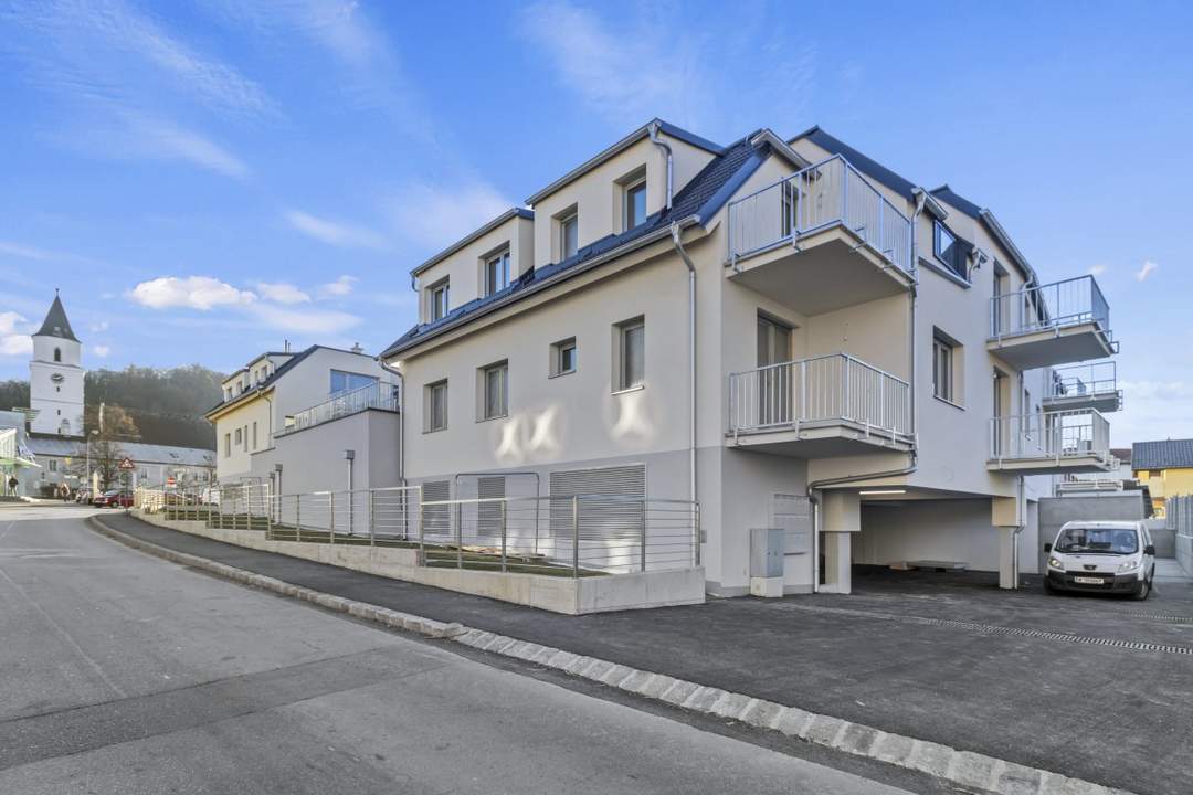 ++ WÖRDERN ++ NEUBAU DREI Zimmer mit ZWEI GÄRTEN