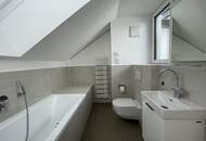 4 Zimmer-Maisonetten-Wohnung mit einer Terrasse und eigenem Studio im Oberbereich mit separatem zusätzlichem Eingang!