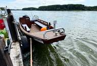 EINZIGARTIGE GELEGENHEIT: Bootsrestaurant mit Schiffsrundfahrten und Fährbetrieb