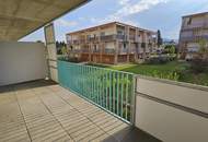 Kleine 2 Zimmerwohnung mit großem Westbalkon und Einbauküche!