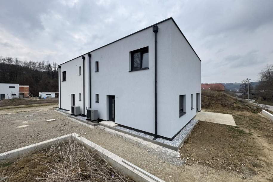 Neuer Preis! Neubau-Doppelhaus-Hälfte mit 4 Schlafzimmern!, Haus-kauf, 349.000,€, 3150 Sankt Pölten(Land)