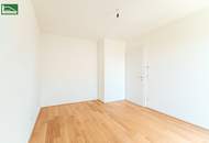 Mehr geht nicht - geräumiger Erstbezug mit Balkon, Erdwärme, Raumhöhe 2,60m, PV-Anlage, "Kühlung",.. - Provisionsfrei