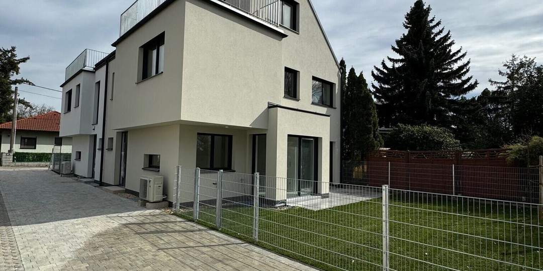 Erstbezug mit Garten und 2 Terrassen: Moderne Doppelhaushälfte in Top-Lage von Wien mit MIETKAUF OPTION