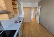 3-Zimmer Dachgeschoßwohnung + Loggia für die kleine Familie!