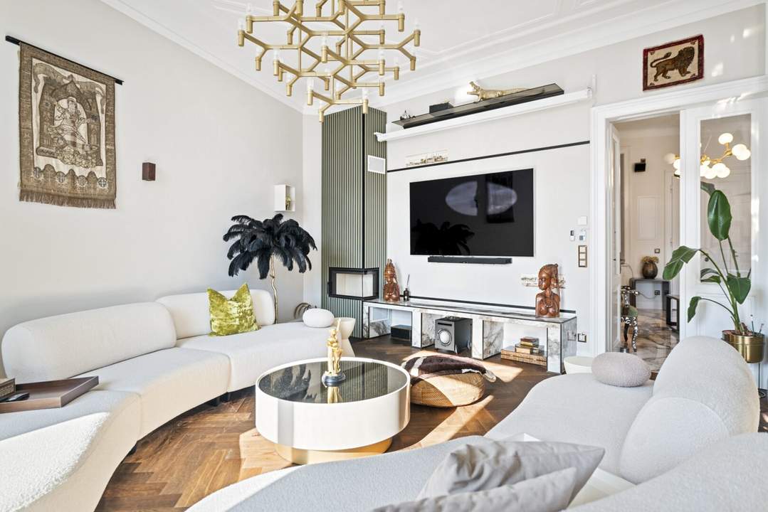 Altbau in Perfektion - Vollständig saniertes Altbaujuwel am Naschmarkt | 167 m² Eleganz mit Parkblick