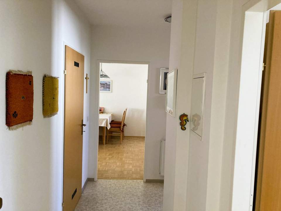 3-ZIMMER-WOHNUNG im 3. OG Loggia + Balkon / Lift / TG-Stellplatz SCHÖNE AUSSICHT – GRÜNRUHELAGE / St. Magdalena