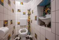 ++Q18++ Renovation-needed 3-room old building flat, lots of potential