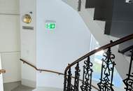 Charmante 3-Zimmer-Dachgeschosswohnung mit Balkon - Urbanes Wohnen nahe Naschmarkt!