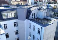 Stadtleben mit Panorama – Stilvolle Dachgeschosswohnung im Gründerzeithaus
