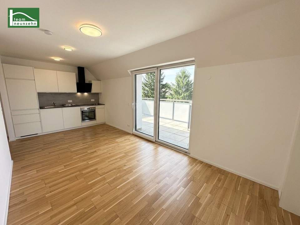 Wohnen im Grünen! Klimatisierte Wohnung mit Weitblick und großer Terrasse in Essling! Lobau und Kirschenallee ums Eck!