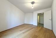 Exklusives Wohnen: 2-Zimmer-Wohnung mit Terrasse, Gartenidylle und Wintergarten